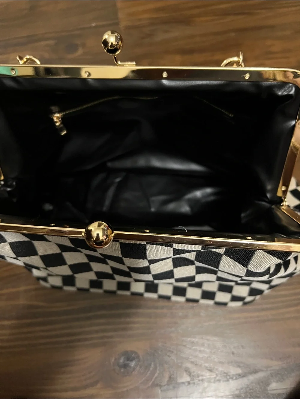 Kisslock Checkered Frame Shoulder Bag